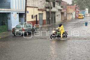 INUNDACIÓN . BULEVAR 5 DE MAYO
