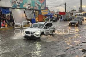 INUNDACIÓN . BULEVAR 5 DE MAYO