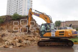 DESLAVE . AVENIDA LAS TORRES