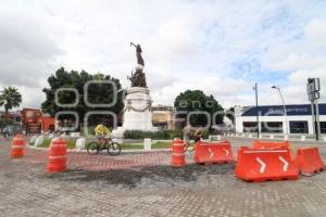 AVENIDA JUÁREZ . REPARACIÓN