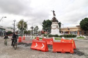 AVENIDA JUÁREZ . REPARACIÓN