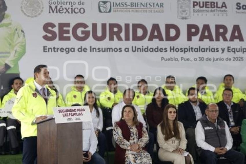 SALUD . ENTREGA DE INSUMOS