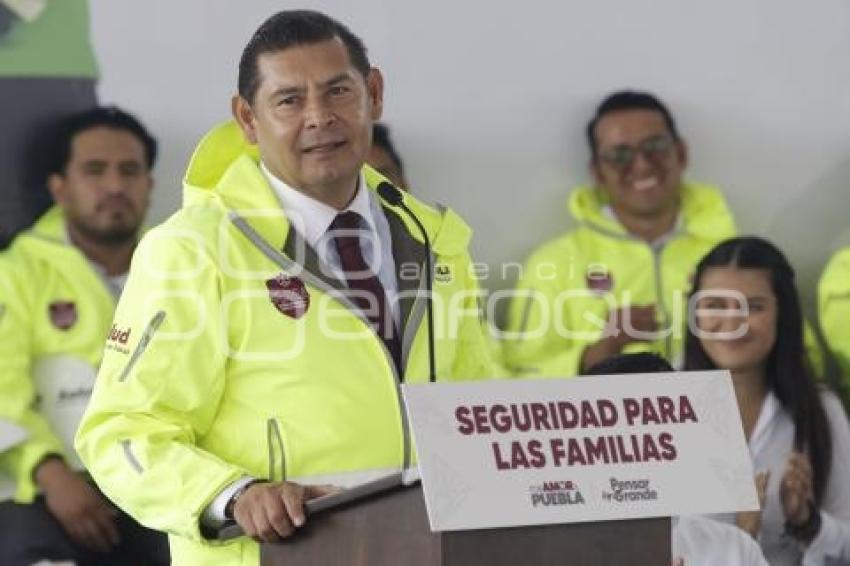 SALUD . ENTREGA DE INSUMOS