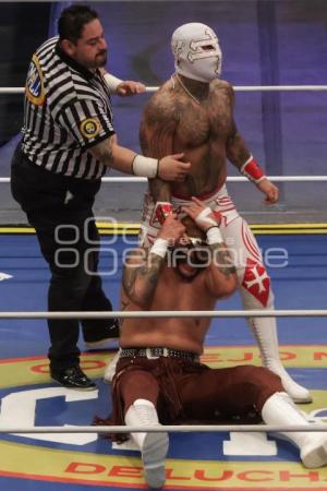 LUCHA LIBRE