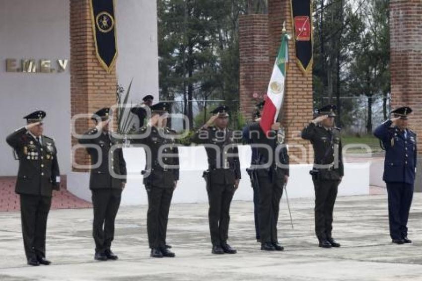 EJÉRCITO . CAMBIO DIRECCIÓN EME