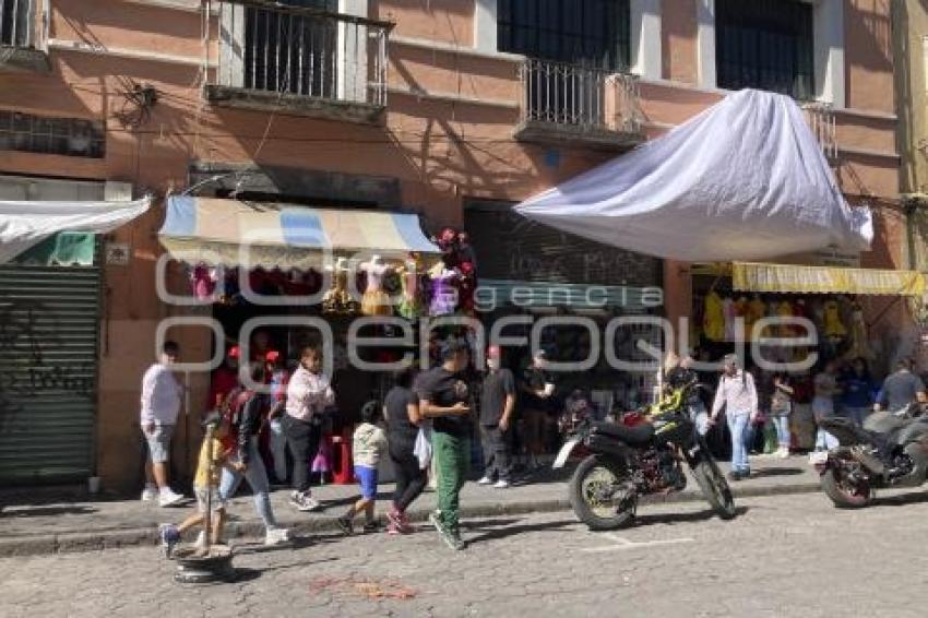 AMBULANTES . CONATO DE BRONCA