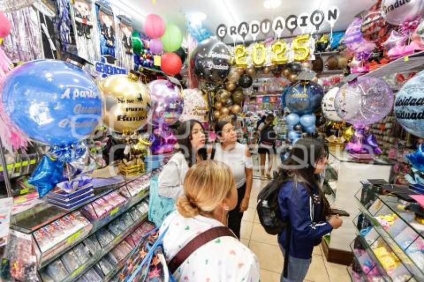 GRADUACIONES . TIENDAS