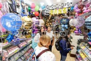 GRADUACIONES . TIENDAS