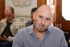 HÉCTOR GONZÁLEZ