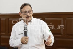 CÉSAR ORLANDO FLORES