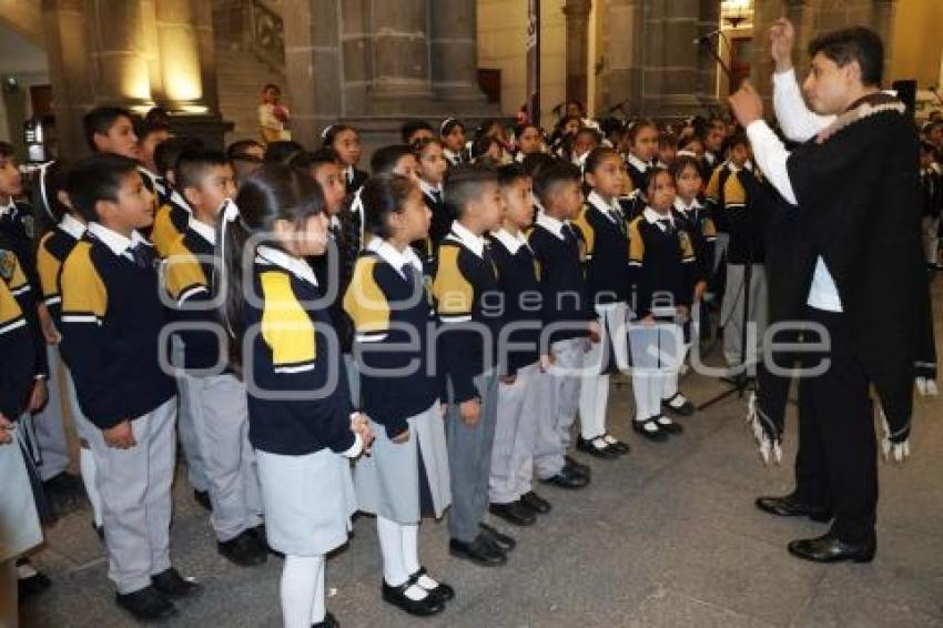 IMACP . CORO MONUMENTAL CANOA