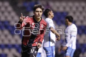 FÚTBOL . CLUB PUEBLA VS ATLAS