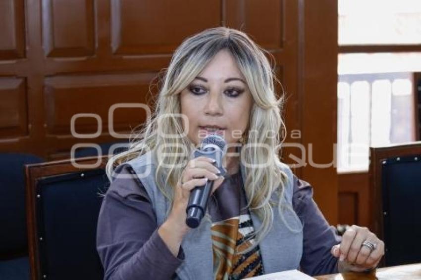 AMPARO ACUÑA FIGUEROA