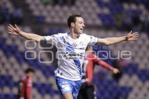 FÚTBOL . CLUB PUEBLA VS ATLAS