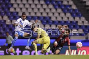 FÚTBOL . CLUB PUEBLA VS ATLAS
