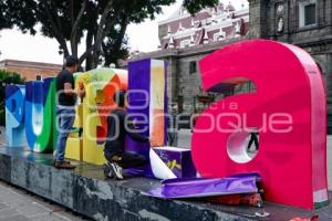 PUEBLA . LETRAS GIGANTES