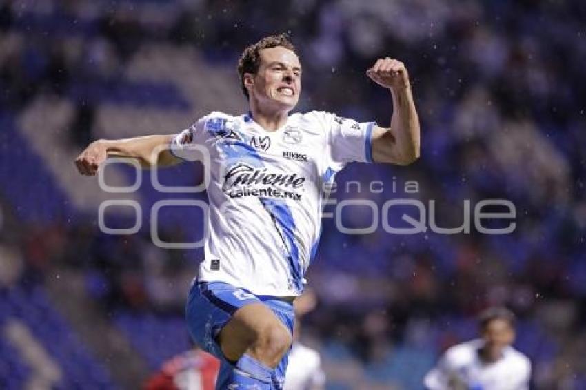 FÚTBOL . CLUB PUEBLA VS ATLAS
