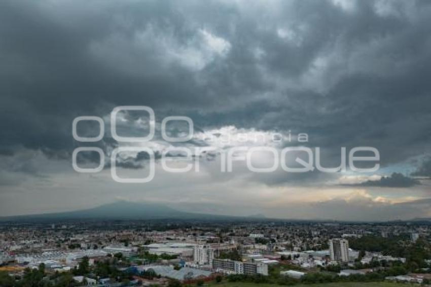 CLIMA . NUBLADO