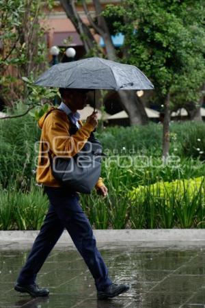 CLIMA . LLUVIA