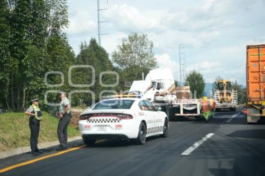 TLAXCALA . ACCIDENTE DE TRÁILER