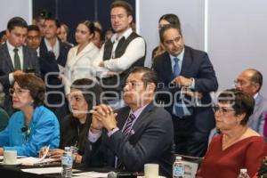 GOBIERNO ESTATAL . FOROS METROPOLITANOS