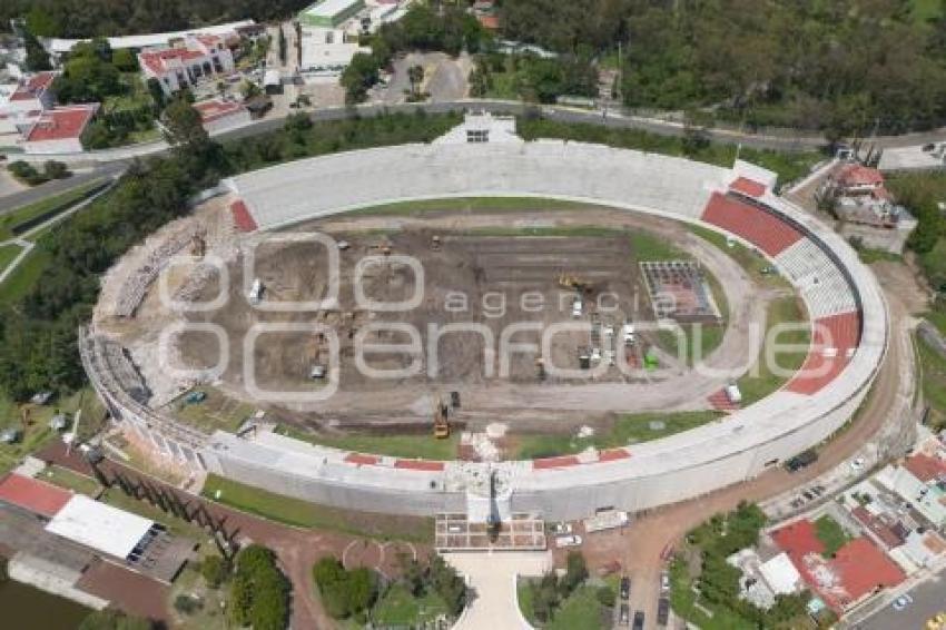 ESTADIO ZARAGOZA . OBRA