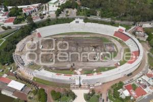 ESTADIO ZARAGOZA . OBRA