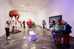 EXPOSICIÓN . MURMULLO DE LOS OCÉANOS