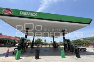 ACATLÁN . DESABASTO DE GASOLINA