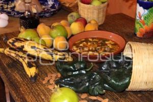 ATLIXCO . RAJAS FINJIDAS