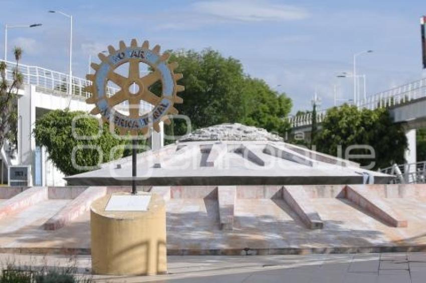 FUENTE CLUB ROTARY
