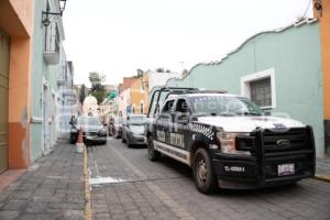 TLAXCALA . INVASIÓN DE BANQUETA