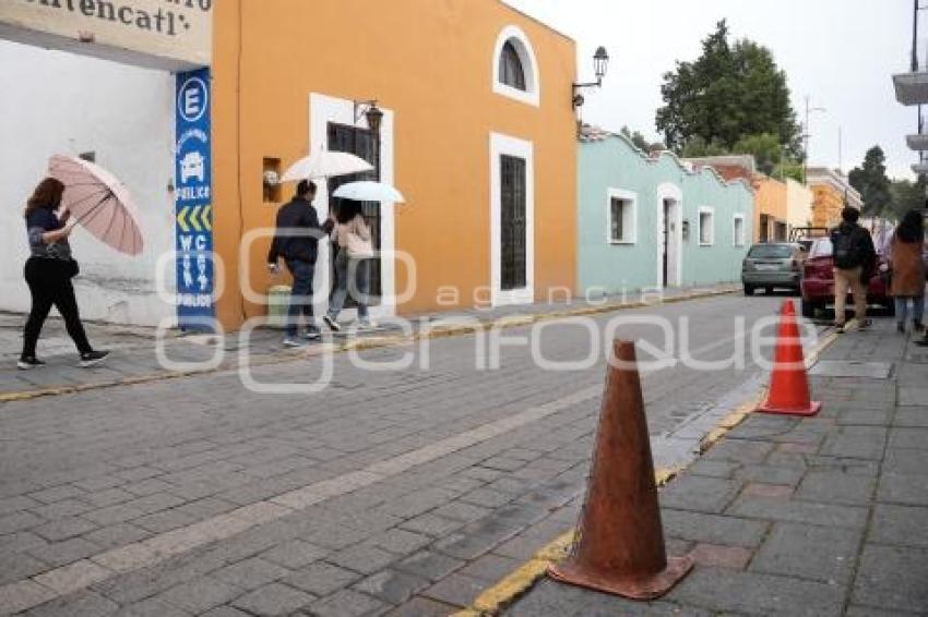 TLAXCALA . INVASIÓN DE BANQUETA