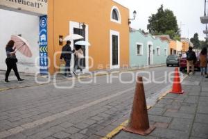 TLAXCALA . INVASIÓN DE BANQUETA