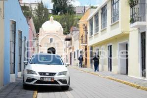 TLAXCALA . INVASIÓN DE BANQUETA