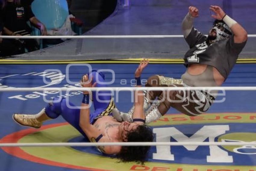 LUCHA LIBRE . 72 ANIVERSARIO