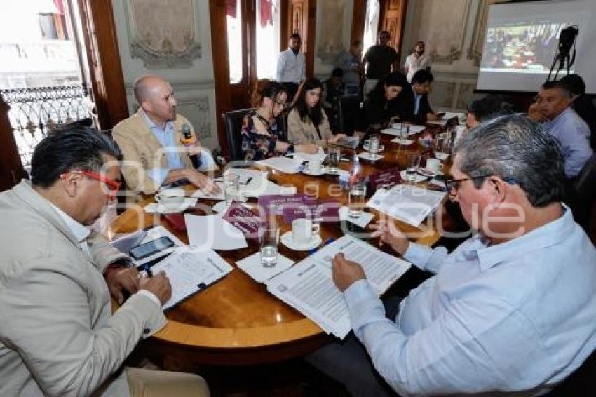 REGIDORES . COMISIÓN PATRIMONIO Y HACIENDA