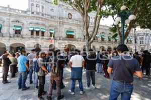 MANIFESTACIÓN . LA COVADONGA