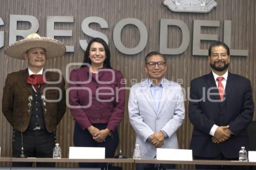 CONGRESO . BECAS UNIVERSITARIAS