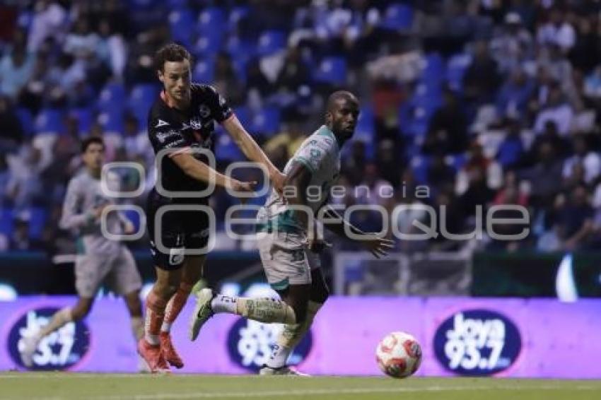 FÚTBOL . CLUB PUEBLA VS SANTOS