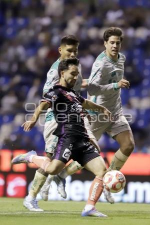 FÚTBOL . CLUB PUEBLA VS SANTOS LAGUNA