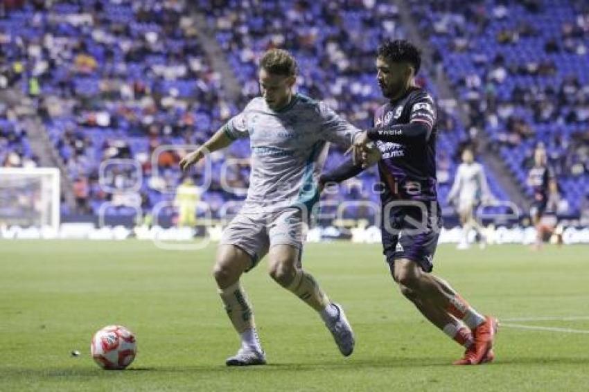 FÚTBOL . CLUB PUEBLA VS SANTOS