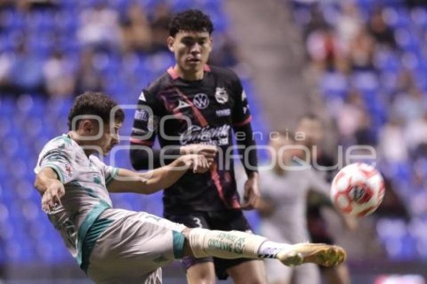 FÚTBOL . CLUB PUEBLA VS SANTOS