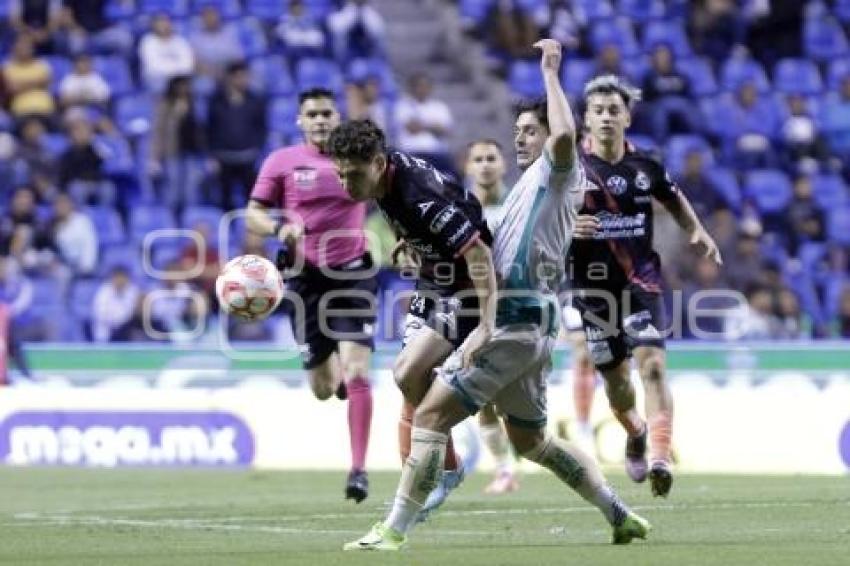FÚTBOL . CLUB PUEBLA VS SANTOS