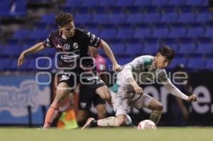FÚTBOL . CLUB PUEBLA VS SANTOS