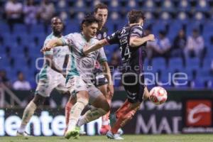 FÚTBOL . CLUB PUEBLA VS SANTOS