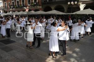 COREOGRAFÍA MASIVA DE DANZÓN