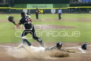 BÉISBOL . PERICOS VS AGUILA 