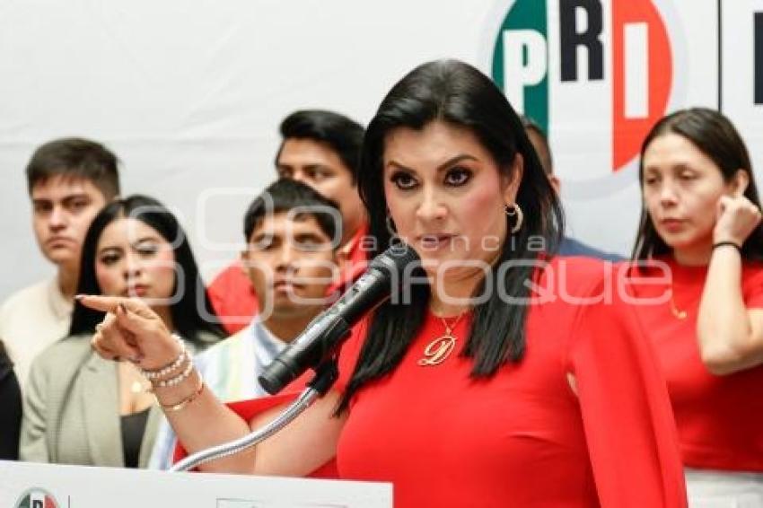 PRI . DELFINA POZOS