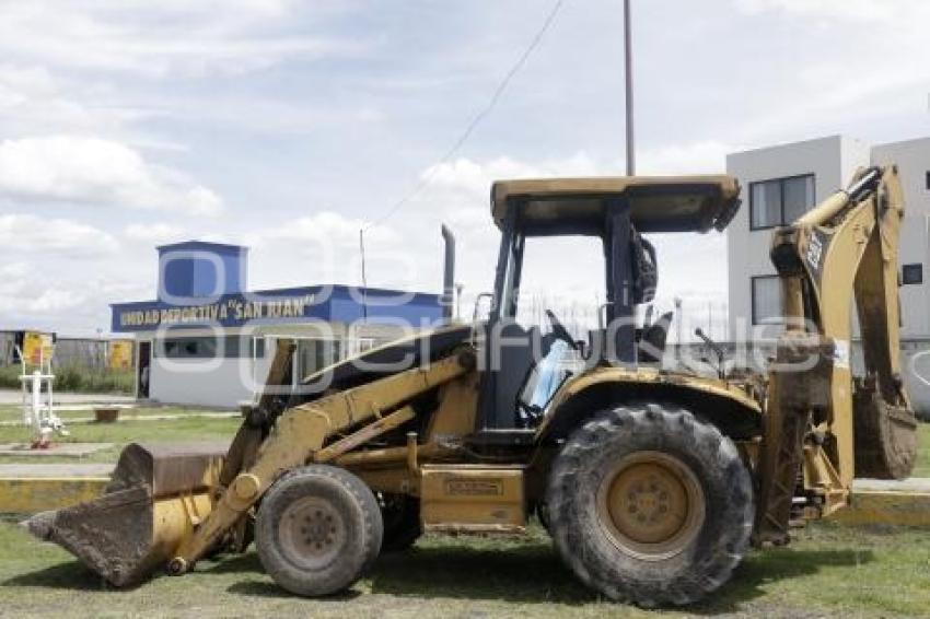 CUAUTLANCINGO . REHABILITACIÓN UNIDAD DEPORTIVA